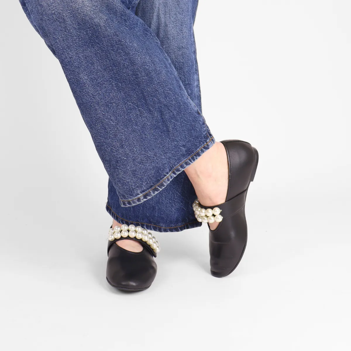 Banded Pearl Ballet Black