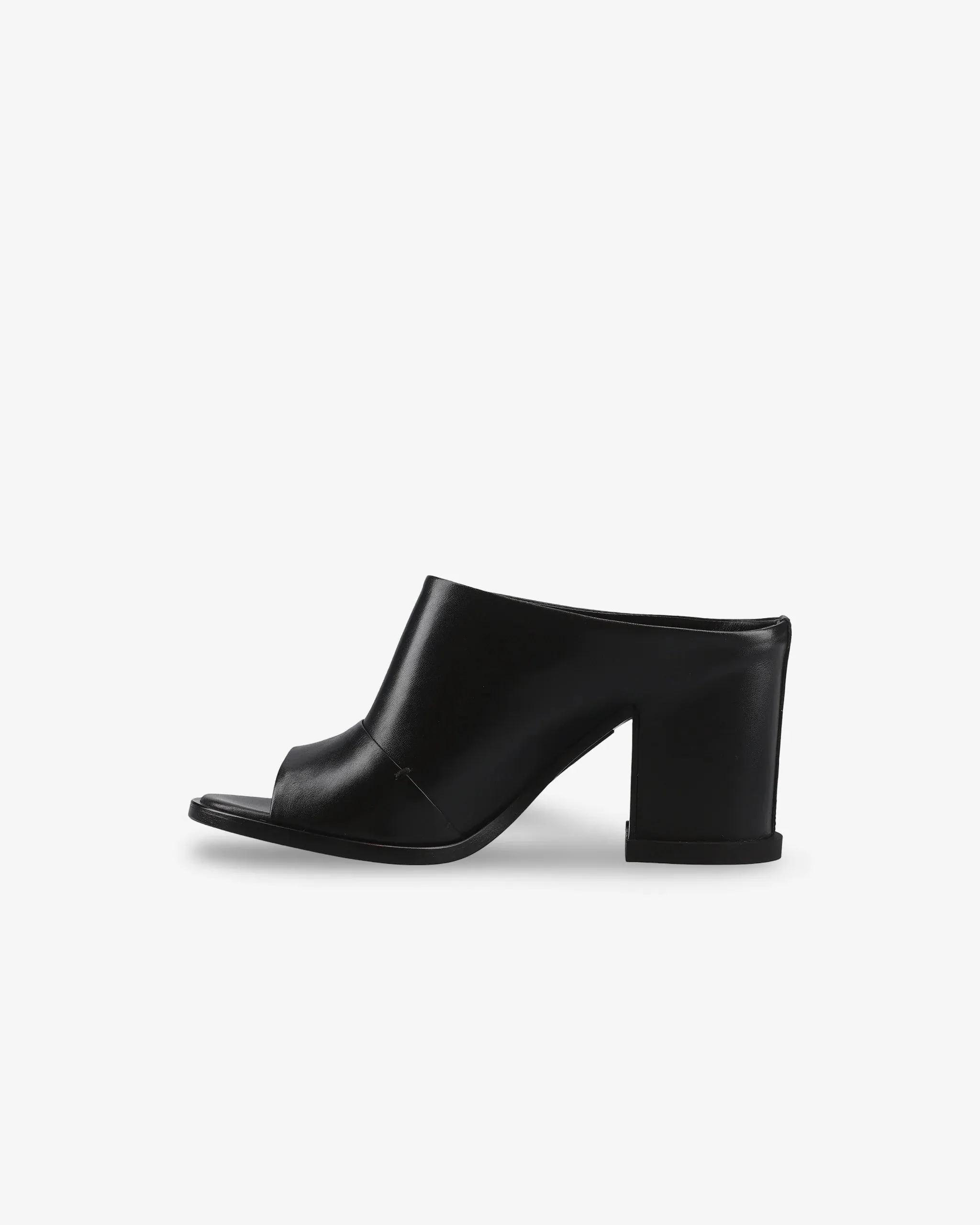 Calfskin Embedded Heel Sabot M7001B