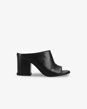 Calfskin Embedded Heel Sabot M7001B
