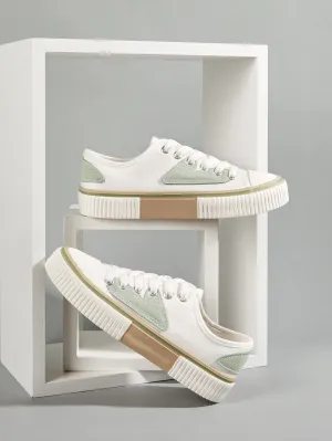 Color Block Lace-up Front Sneakers - White & Green