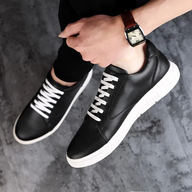 Fashion Brand Casual Men genuine Leather Shoes outdoor lace up Male Casual Shoes Breathable Sneakers Mens Moccasins black White