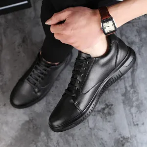 Fashion Brand Casual Men genuine Leather Shoes outdoor lace up Male Casual Shoes Breathable Sneakers Mens Moccasins black White