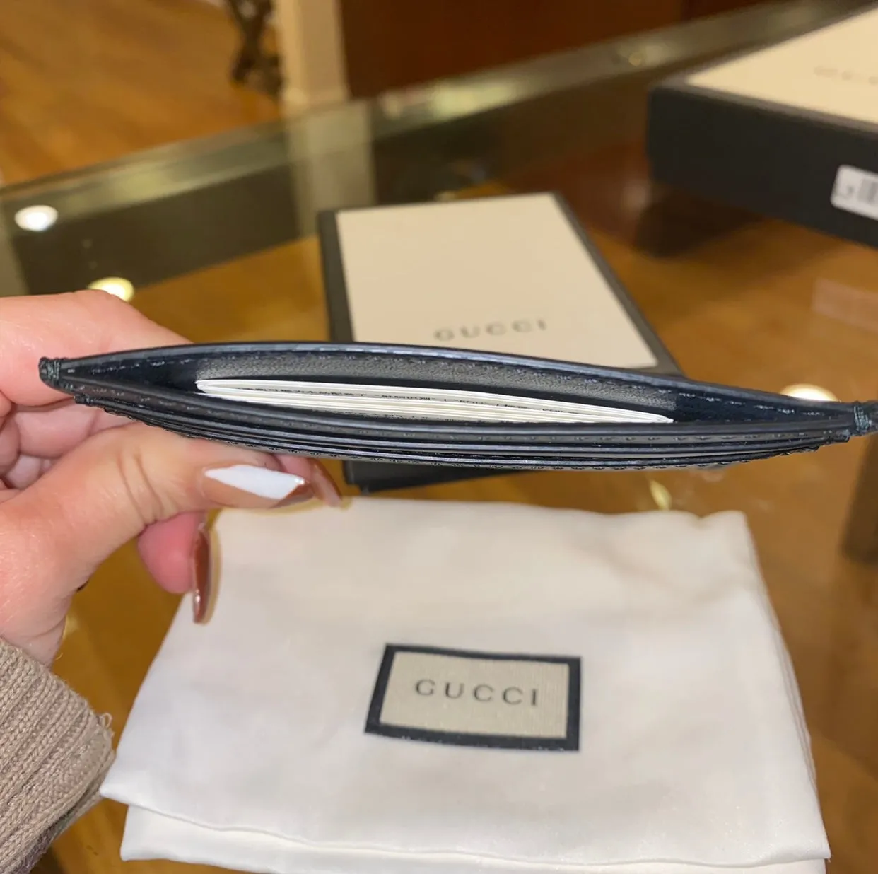 Gucci GG Supreme Canvas Tiger Print Cardholder in Black