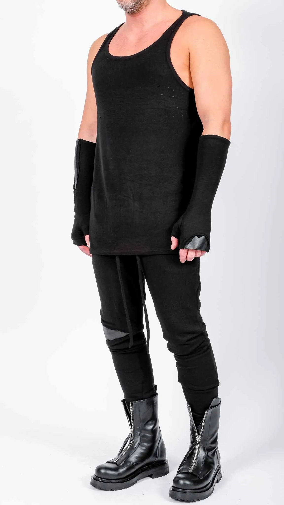 Jersey Gloves with Leather Details