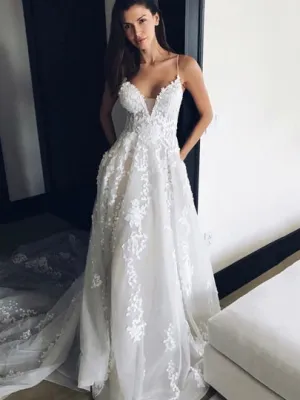 Lace Sexy Spaghetti Straps Appliques Court Train Wedding Dress