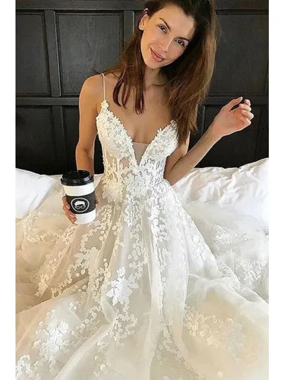 Lace Sexy Spaghetti Straps Appliques Court Train Wedding Dress