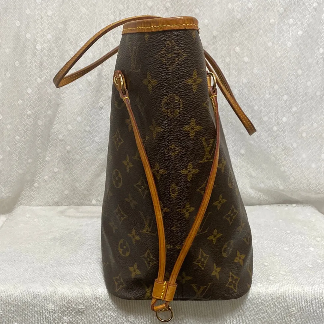 Louis Vuitton Neverfull MM Monogram Canvas Tote