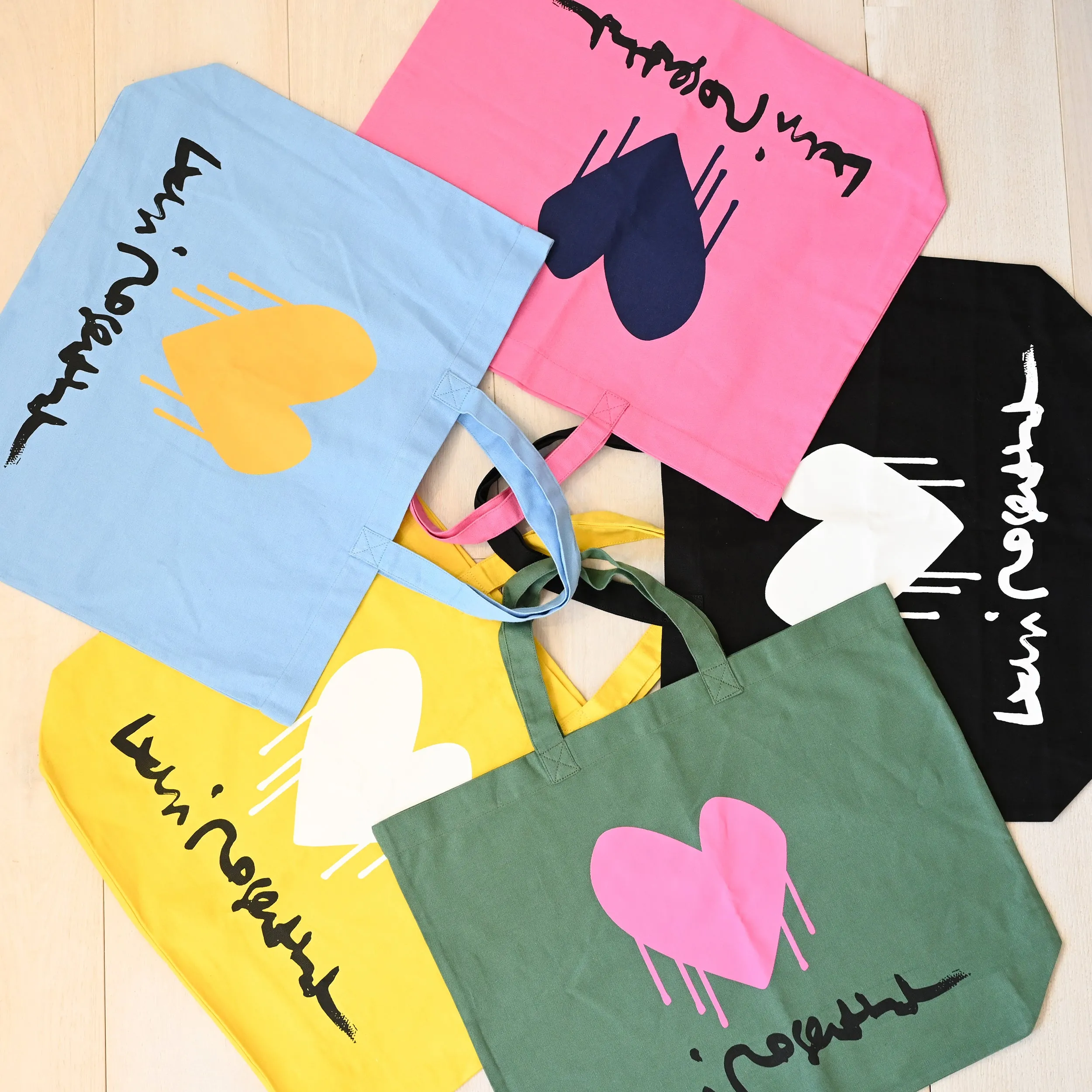 Merci Tote Black