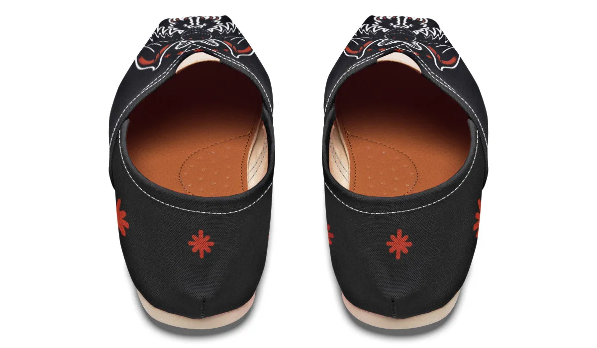 Mothman Casual Shoes