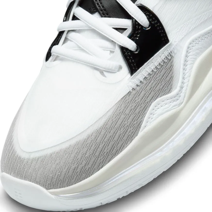 Nike Men's Kyrie Infinity Basketball Shoes