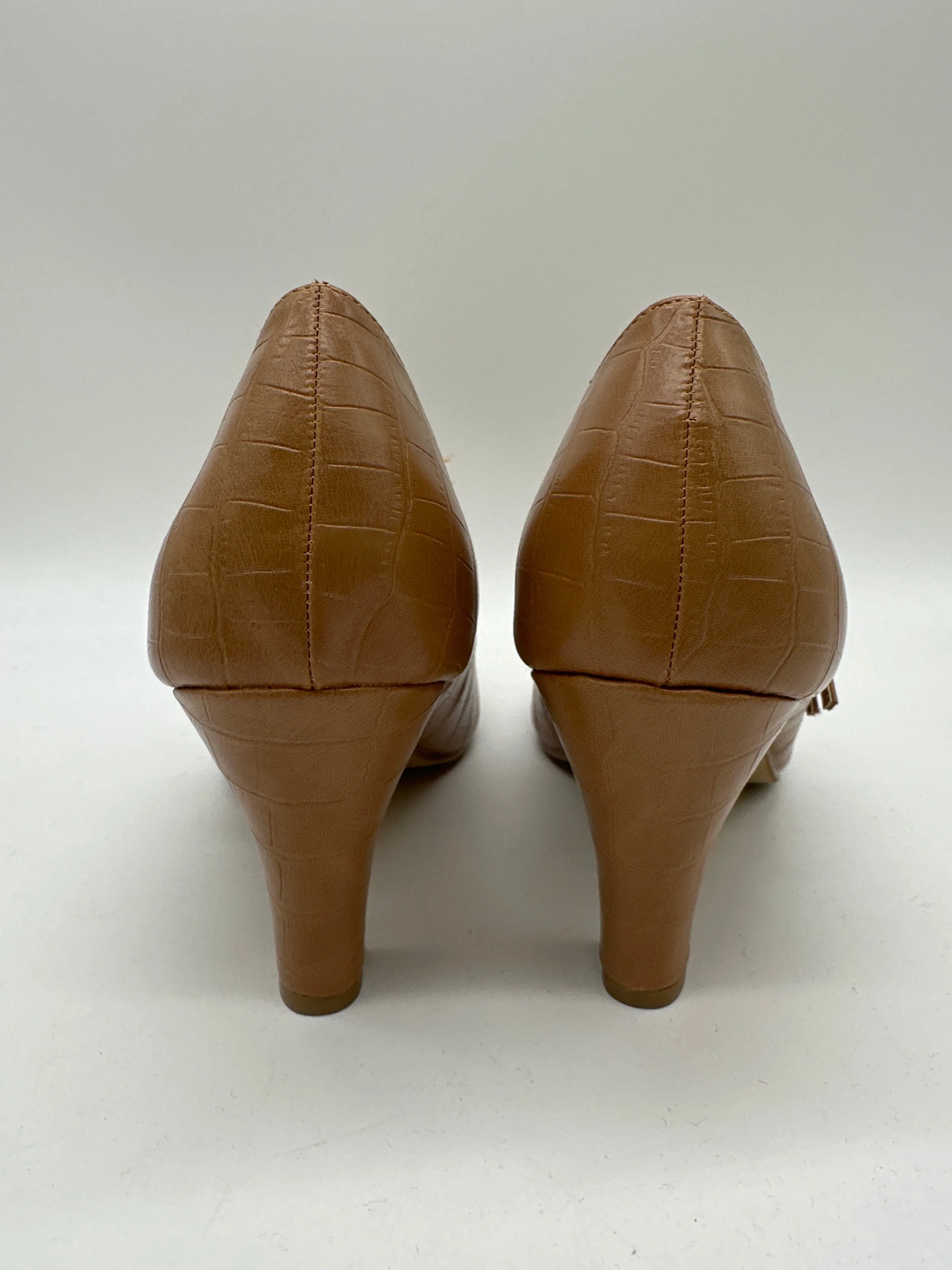 Shoes Heels Block By Journee In Brown, Size: 8.5