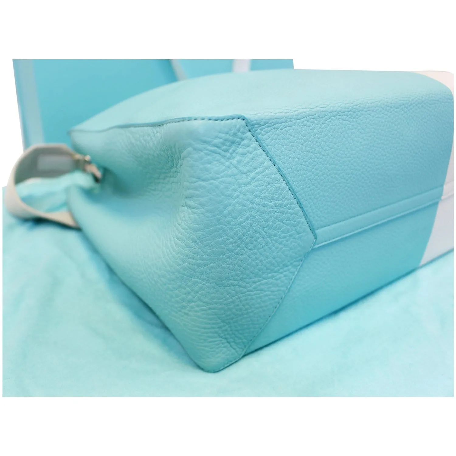 Tiffany & Co Color Block Shoulder Bag Off-white/Blue