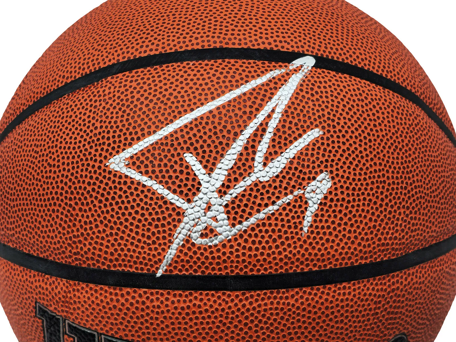 TONY PARKER AUTOGRAPHED AUTHENTIC IO BASKETBALL SPURS BECKETT 222838