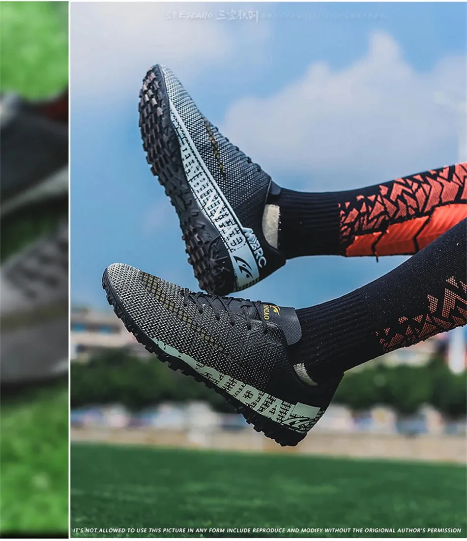 Ultralight Soccer Shoes Men Outdoor FG TF Boys Non-Slip Cleats