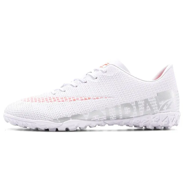 Ultralight Soccer Shoes Men Outdoor FG TF Boys Non-Slip Cleats