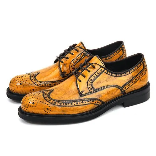 Vintage leather brogue engraved business casual leather shoes