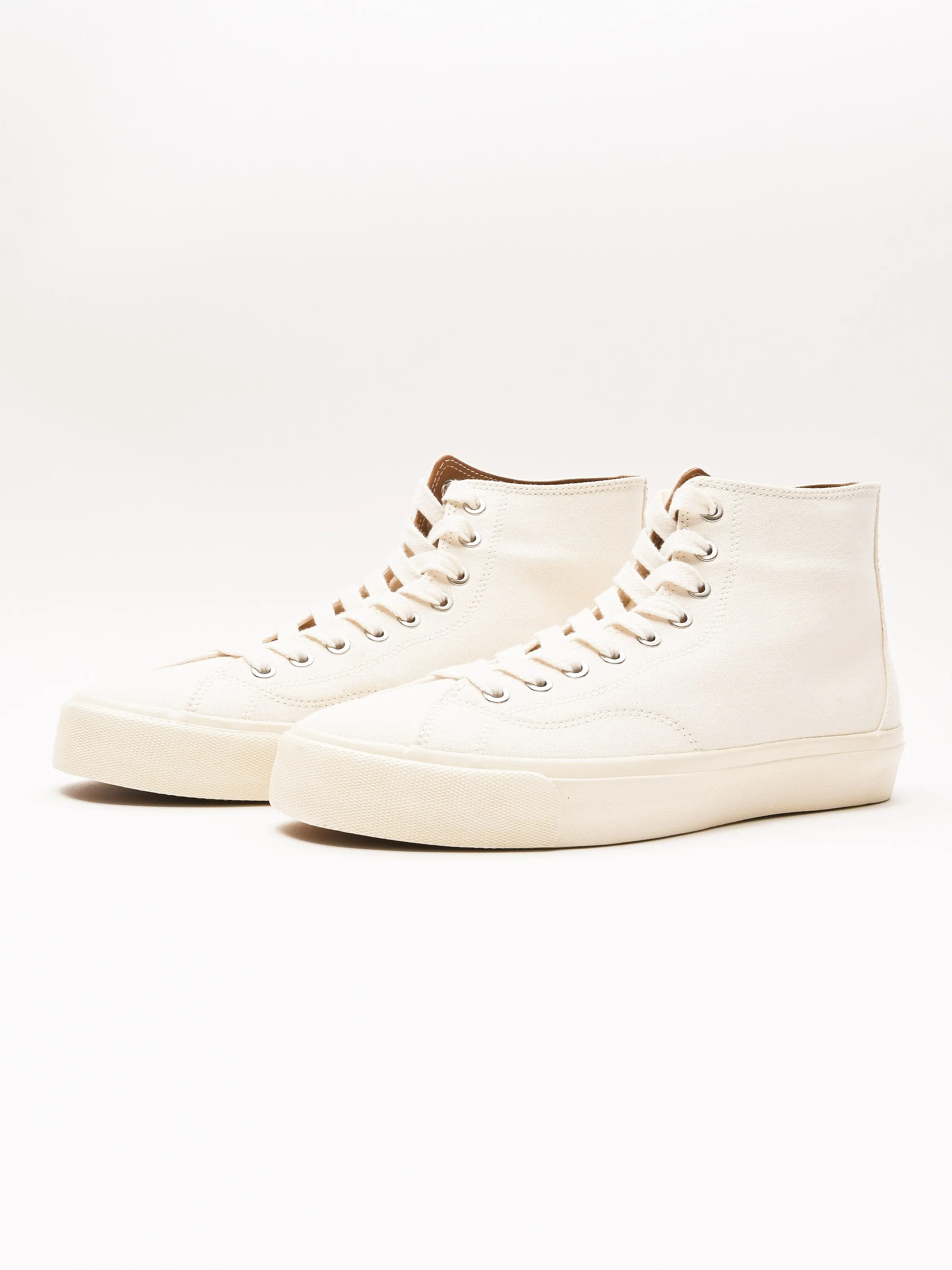 White/White VM003 HI Canvas