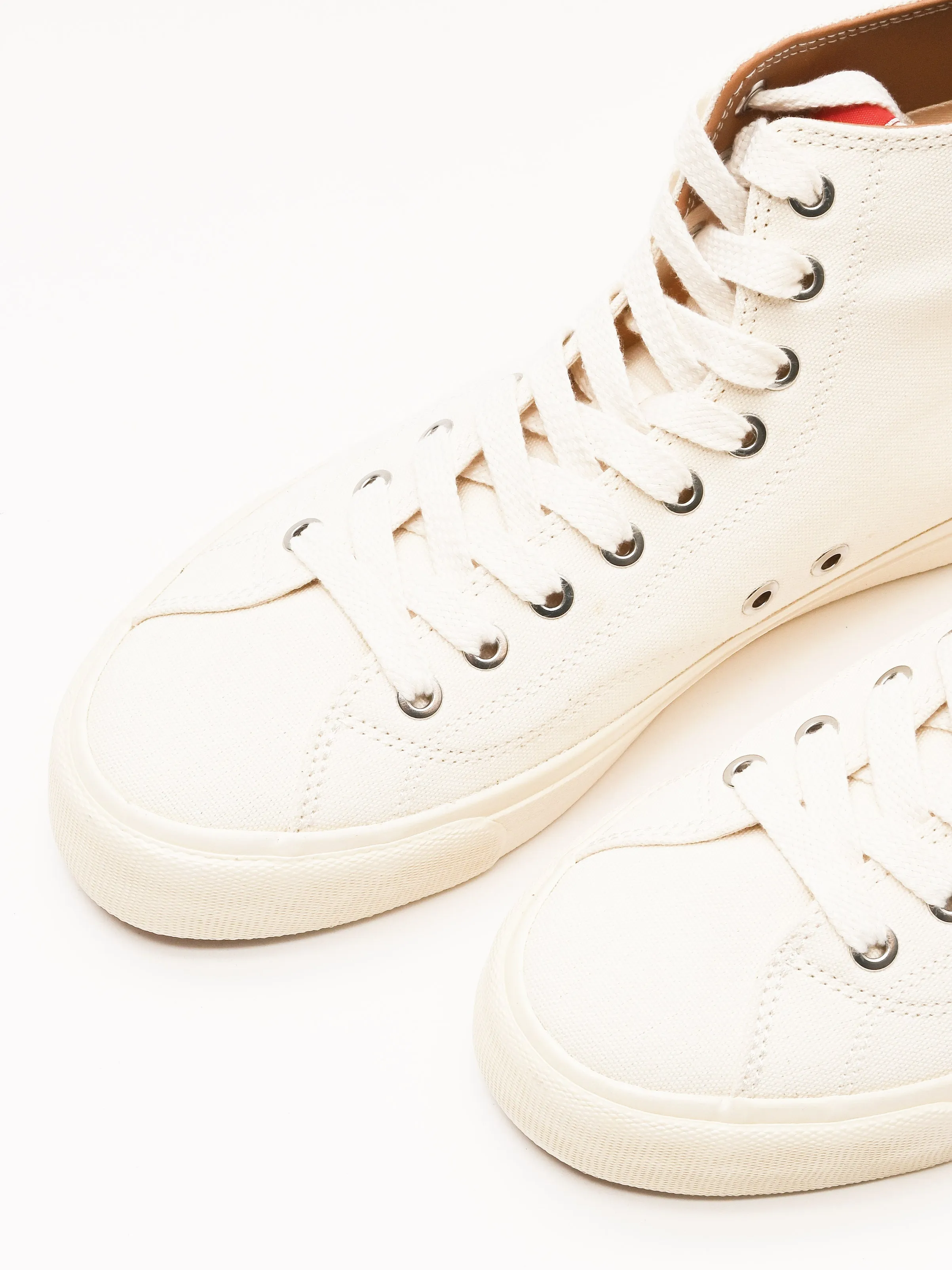 White/White VM003 HI Canvas