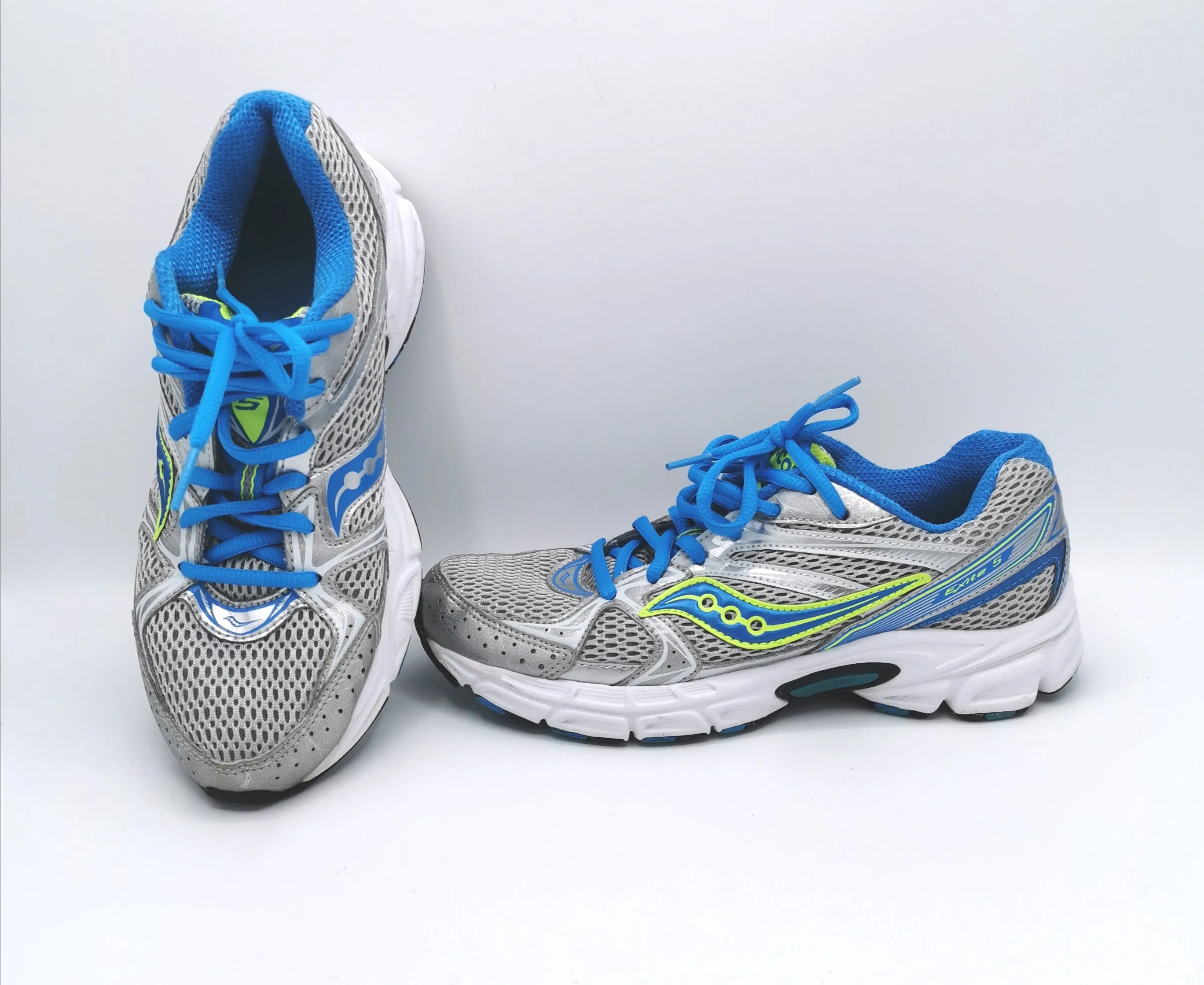 WOMENS SIZE 7 - SAUCONY, Running Shoes VGUC B22